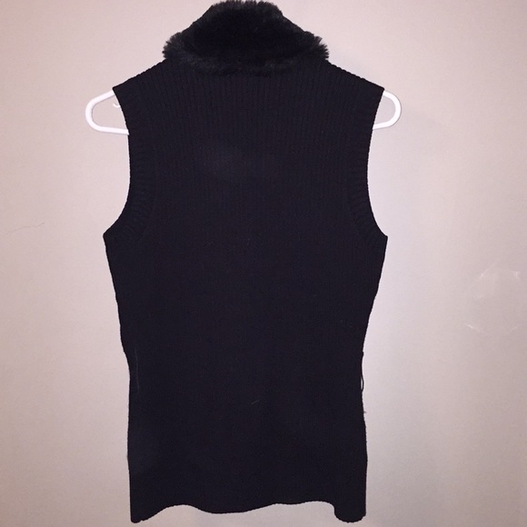 Faux Fur Black Guess Vest - Picture 2 of 7